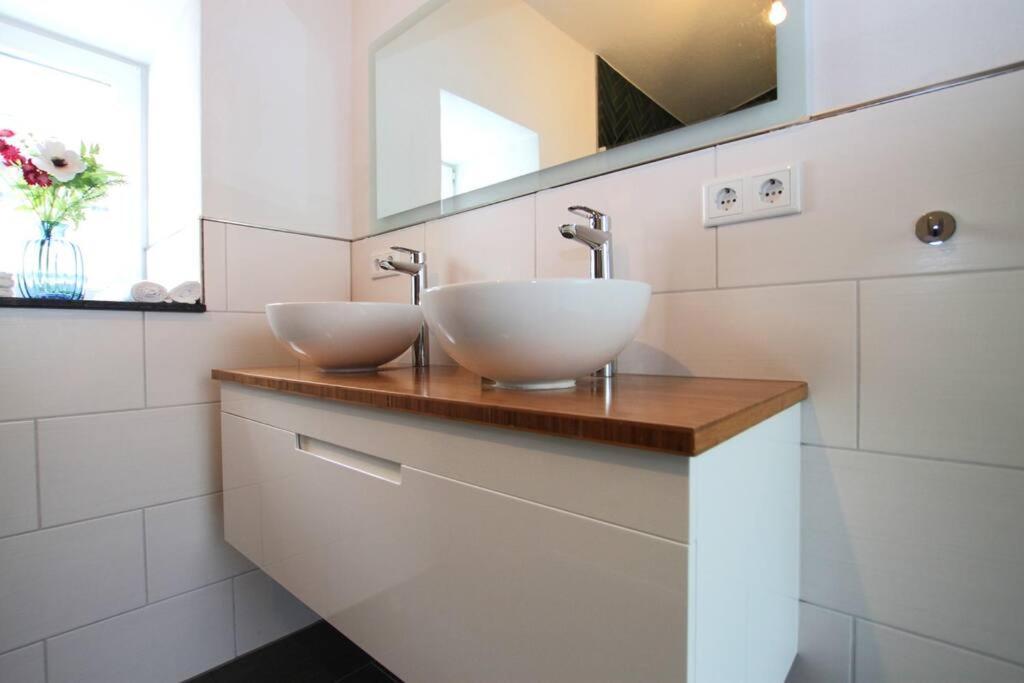 Apartment Meerzeit Mit Terrasse Husum  Zewnętrze zdjęcie